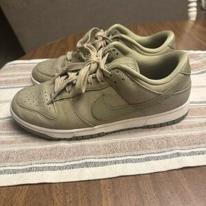 Nike Dunks